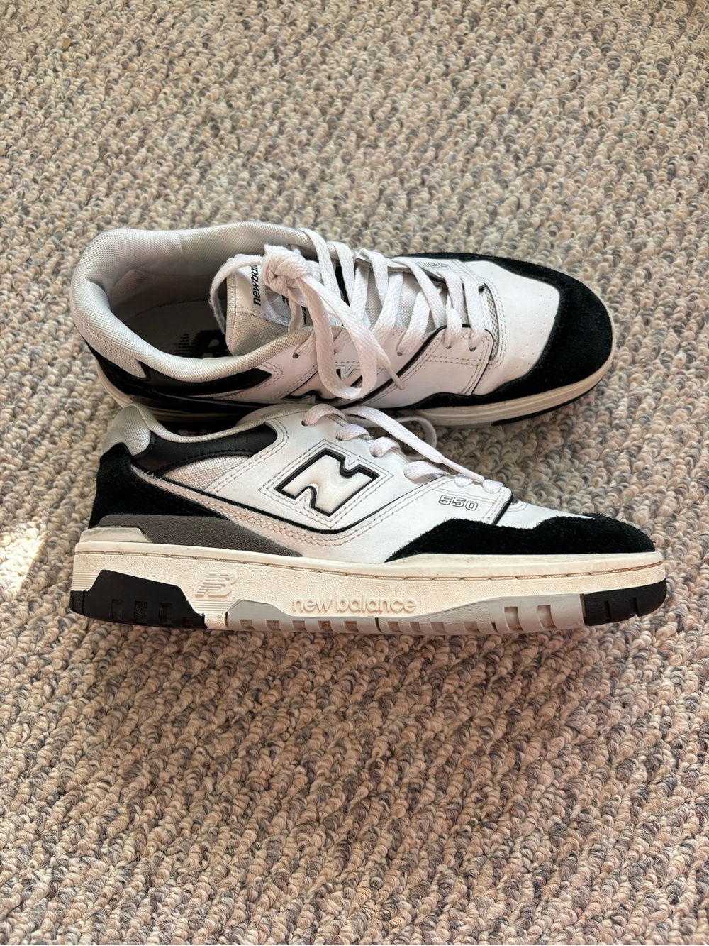 New Balance 550 Men's White and Black Low-Top Sneakers